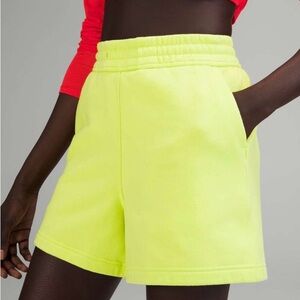 Loungeful HR Women's Shorts Size 6